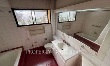 Amplia Casa Familiar en ubicación privilegiada