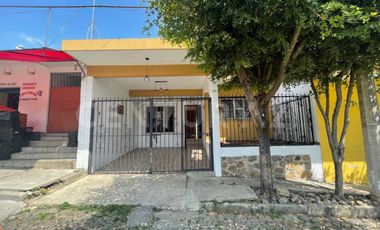 SE RENTA CASA AV CONSTITUCION 35 CUAHTEMOC, COLIMA