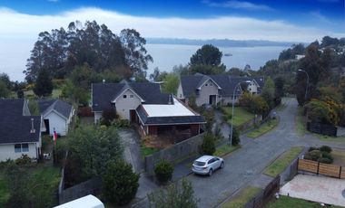 Hermosa casa con vista al Mar en Puerto Montt