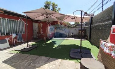 Vendo hermosa casa renovada en Macul