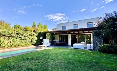 CASA MEDITERRÁNEA EN CONDOMINIO / PUENTE PIEDRA