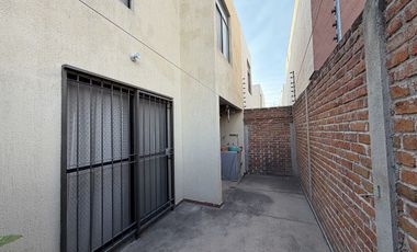 Casa amueblada en RENTA en Valle de las Haciendas