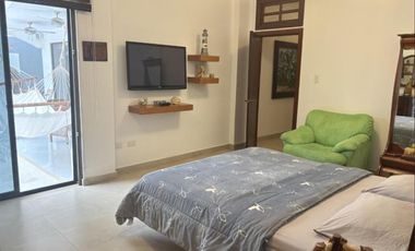 Costa de Oro, Salinas