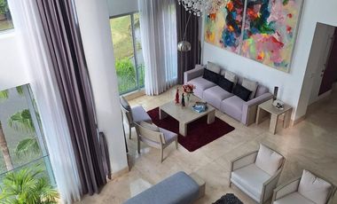 Penthouse Amoblado en venta-4 dormitorios-Mocolí Golf, Samborondón
