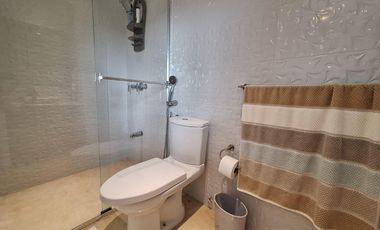 Penthouse Amoblado en venta-4 dormitorios-Mocolí Golf, Samborondón