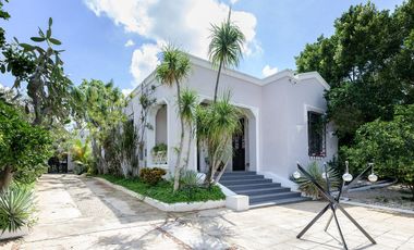 REFUGIO COLONIAL EN EL CENTRO DE MÉRIDA