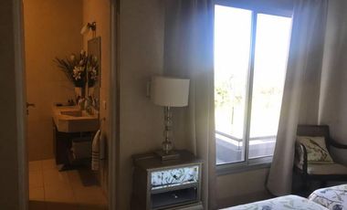 Casa en alquiler sobre laguna