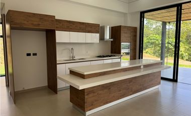 VENTA CASA CAMPESTRE EXCLUSIVA - VIA PEREIRA