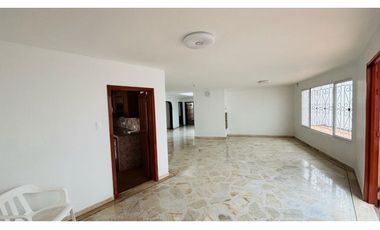 Casa Ideal para Invertir en Prados del Norte | 299 M2 |