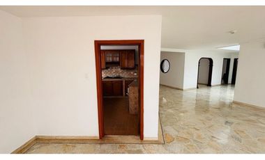 Casa Ideal para Invertir en Prados del Norte | 299 M2 |
