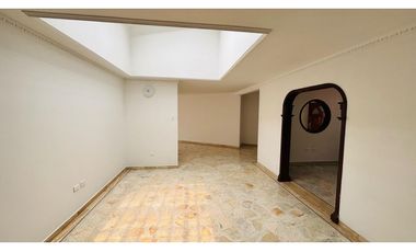 Casa Ideal para Invertir en Prados del Norte | 299 M2 |