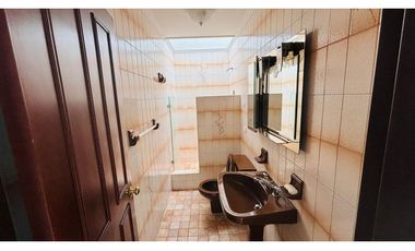 Casa Ideal para Invertir en Prados del Norte | 299 M2 |