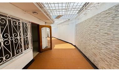 Casa Ideal para Invertir en Prados del Norte | 299 M2 |