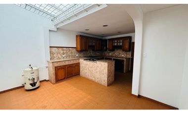 Casa Ideal para Invertir en Prados del Norte | 299 M2 |