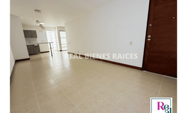 Casa medianera en arriendo – Estrato 4