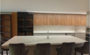 CASA EN ARRIENDO SECTOR CALLEJAS - ENVIGADO