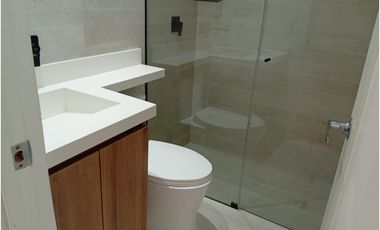 CASA EN ARRIENDO SECTOR CALLEJAS - ENVIGADO