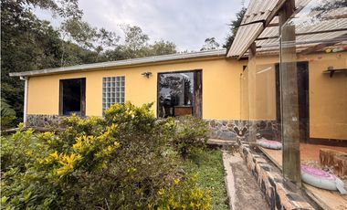 Venta Finca  Santa Elena con domo glamping independiente