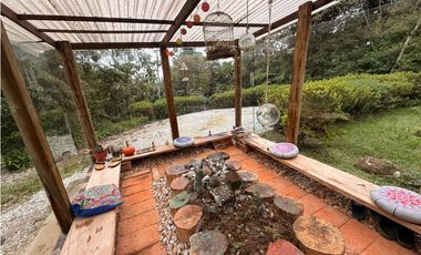 Venta Finca  Santa Elena con domo glamping independiente