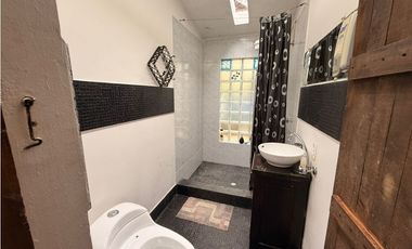 Venta Finca  Santa Elena con domo glamping independiente