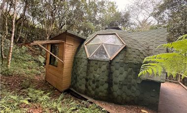 Venta Finca  Santa Elena con domo glamping independiente