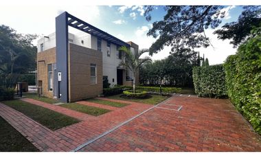 VENDO CASA CAMPESTRE VILLETA