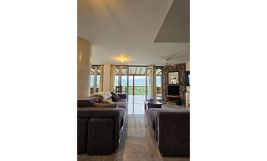 🌿 CASA CAMPESTRE EN RENTA – CONDOMINIO ENTRADA 1 CERRITOS