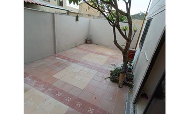 DE OPORTUNIDAD VENDO CASA EN URBANIZACION LA JOYA