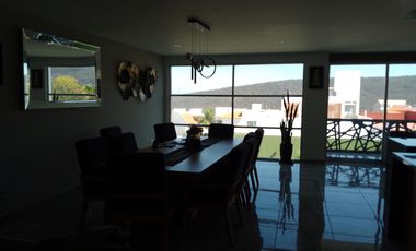 Casa en Venta con Preciosa Vista | Acogedora casa | Casa Fracc. Cumbres del Cimatario