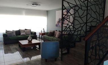 Casa en Venta con Preciosa Vista | Acogedora casa | Casa Fracc. Cumbres del Cimatario