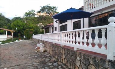 Mira Lomas de La Mesa Cundinamarca