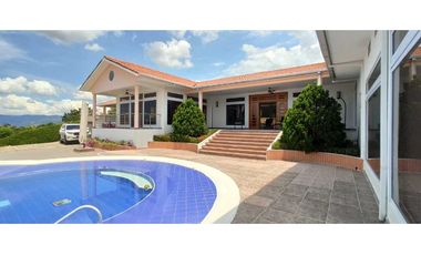 Casa Campestre En El Mejor Condominio De La Mesa Cundi