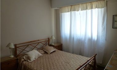 ALQUILER PARA ESTUDIANTES. DOS AMBIENTES CONTRAFRENTE LUMINOSO.