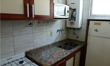 ALQUILER PARA ESTUDIANTES. DOS AMBIENTES CONTRAFRENTE LUMINOSO.