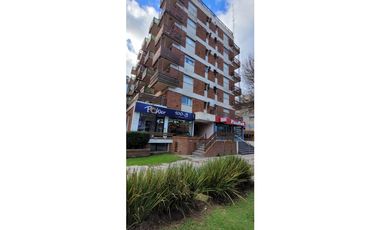 Vendo Dpto Pinamar centro- Toma Toyota Hilux 4x4 en parte de Pago