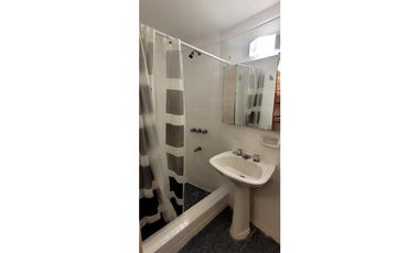 Vendo Dpto Pinamar centro- Toma Toyota Hilux 4x4 en parte de Pago