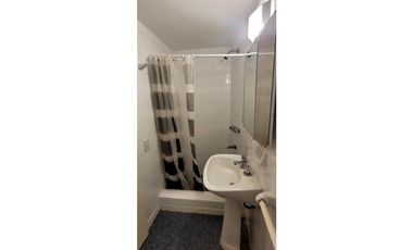 Vendo Dpto Pinamar centro- Toma Toyota Hilux 4x4 en parte de Pago