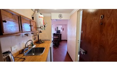 Vendo Dpto Pinamar centro- Toma Toyota Hilux 4x4 en parte de Pago