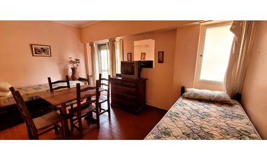 Vendo Dpto Pinamar centro- Toma Toyota Hilux 4x4 en parte de Pago