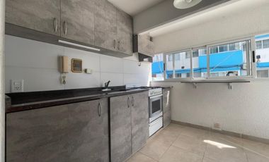 EN VENTA  Departamento 3 Ambientes – Excelente Ubicación