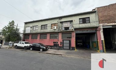 Imponente galpón comercial en venta de 1000m2 ubicado en Ciudad Madero