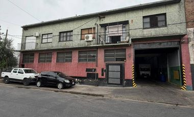 Imponente galpón comercial en venta de 1000m2 ubicado en Ciudad Madero