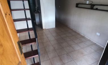 Duplex en alquiler en Villa Luzuriaga