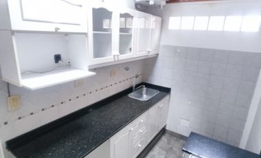 Duplex en alquiler en Villa Luzuriaga