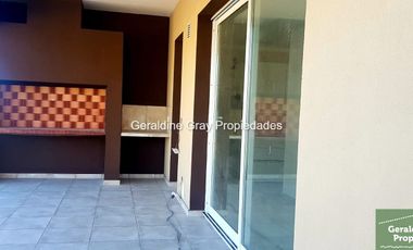 Casa de 3 dormitorios en venta en  barrio privado Finca Costa Serena, Plottier