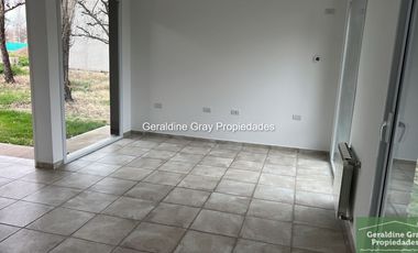 Casa de 3 dormitorios en venta en  barrio privado Finca Costa Serena, Plottier