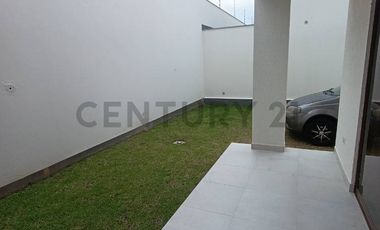 Casa por Estrenar de arriendo en Pifo