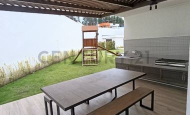 Casa por Estrenar de arriendo en Pifo