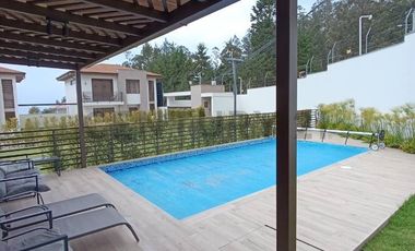 Casa por Estrenar de arriendo en Pifo