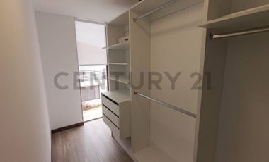 Casa por Estrenar de arriendo en Pifo